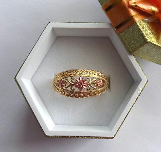 Gold Filigree Ring